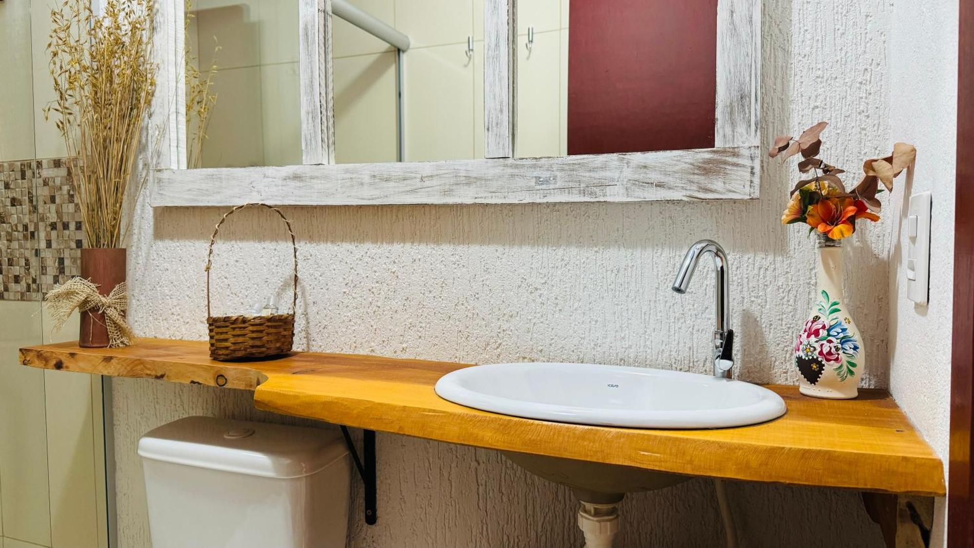 קמנדוקאיה Suite Luar מראה חיצוני תמונה